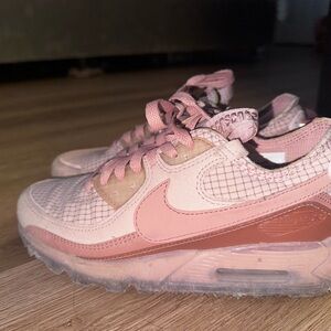 Nike Women's Air Max 90 Pink Sneakers